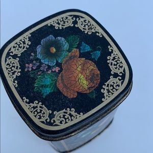 small English tin